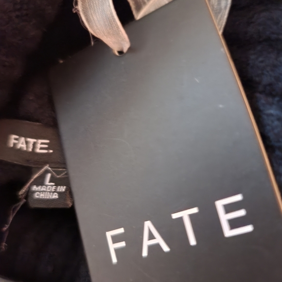 FATE by LFD sleeveless sweater tunic/vest, cowl - Picture 5 of 5